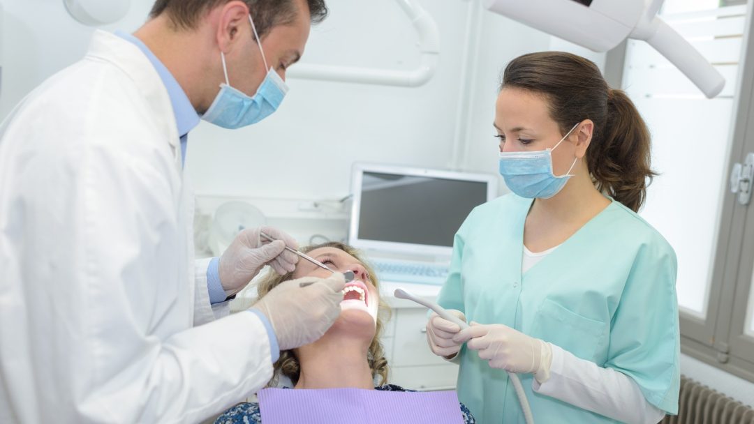 atteggiamento del dentista